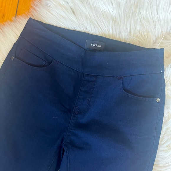 Reitman’s navy blue jeans - Picture 3 of 4